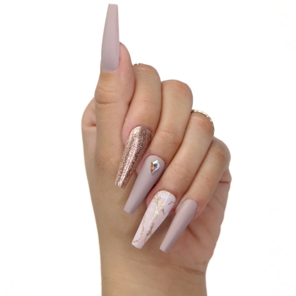 LA Colors Lavish Nails HIGHLIFE
