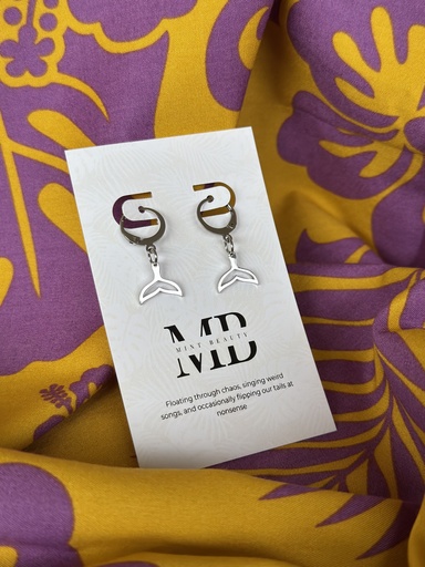 Whale Tale Earrings SILVER