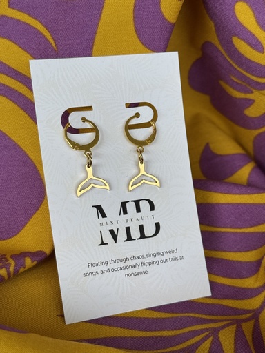 Whale Tale Earrings GOLD
